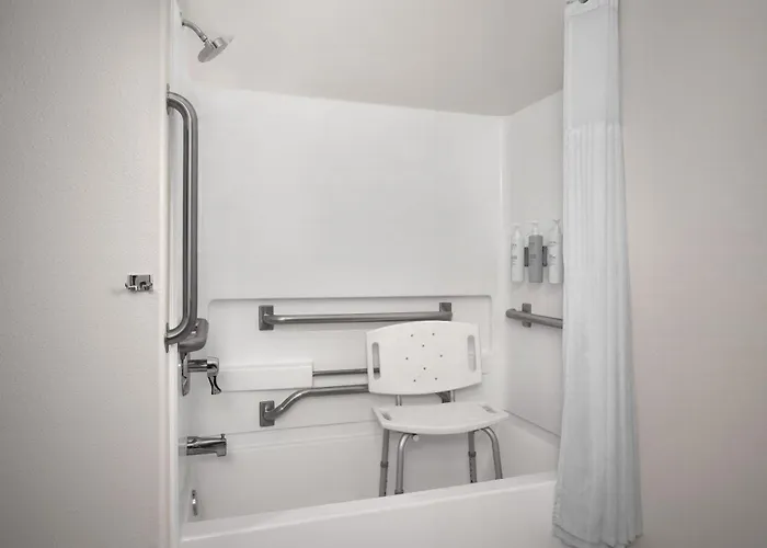 Spark By Hilton Lakewood Denver Southwest